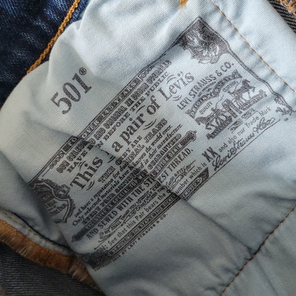 Levi's 501 High Rise Shorts - Picture 7 of 8